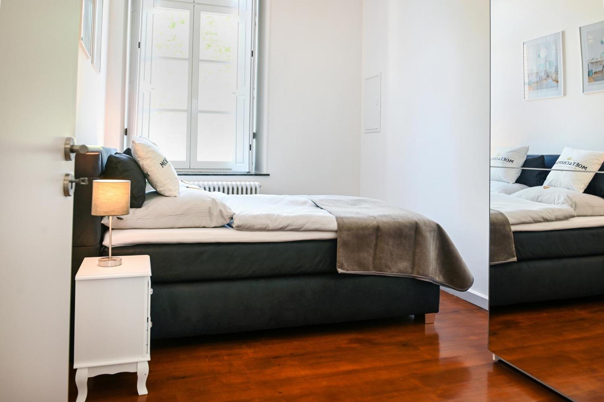 Roemer-Apartment Im Herenhaus Rheinblick Xanten Luaran gambar